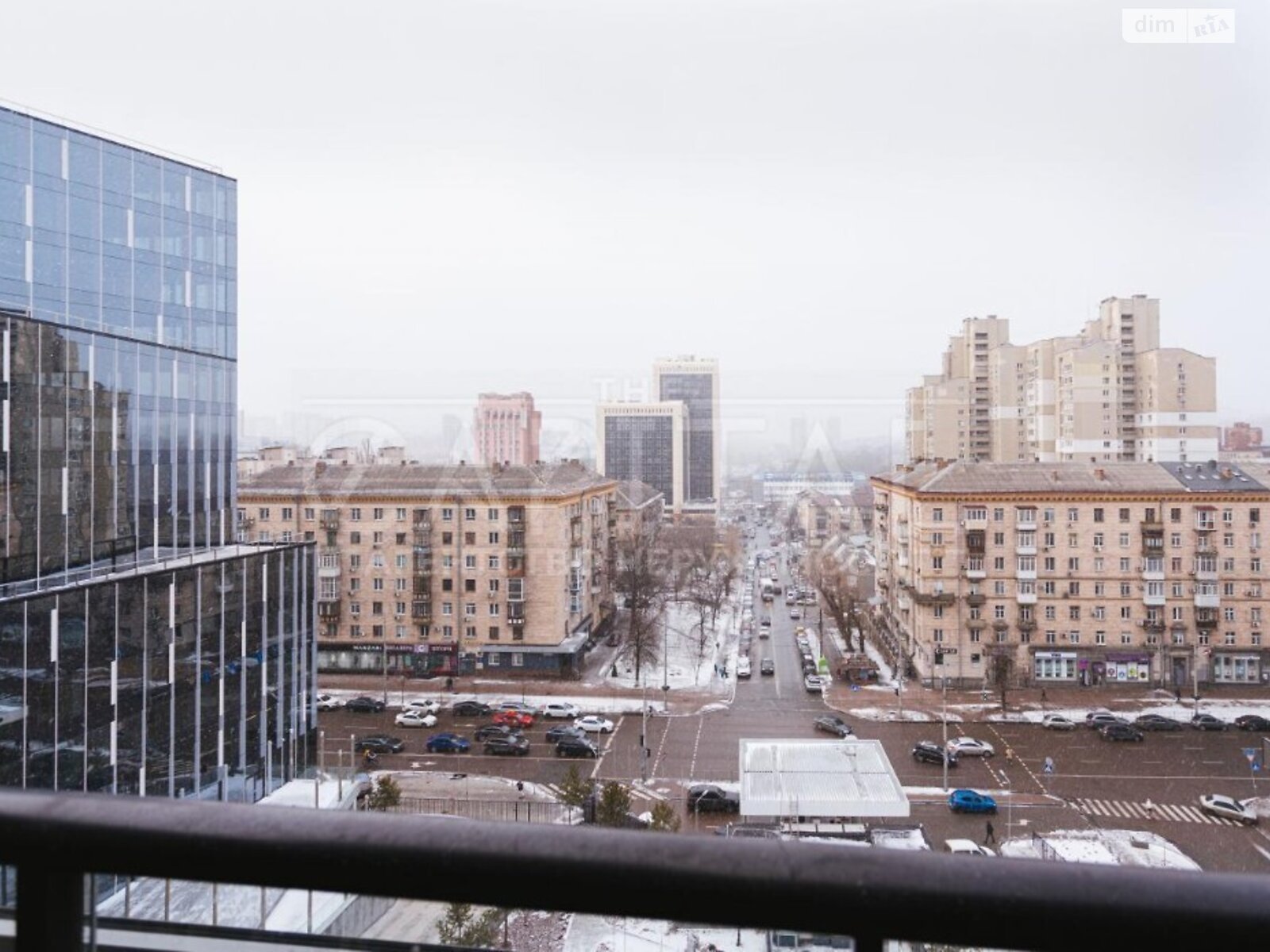 однокімнатна квартира з меблями в Києві, район Печерський, на вул. Предславинська 42А в довготривалу оренду помісячно фото 1