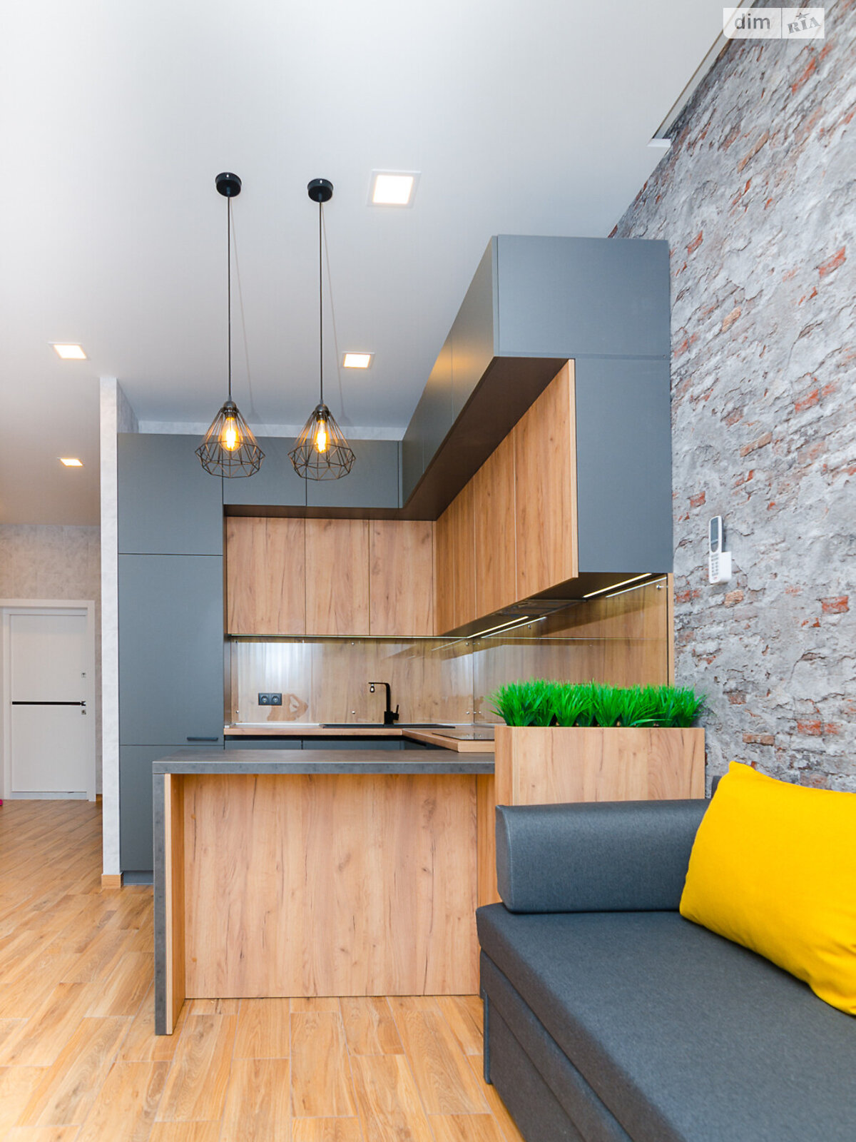 однокомнатная квартира в Киеве, район Печерский, на ул. Саперное Поле 14/55 в аренду на долгий срок помесячно фото 1