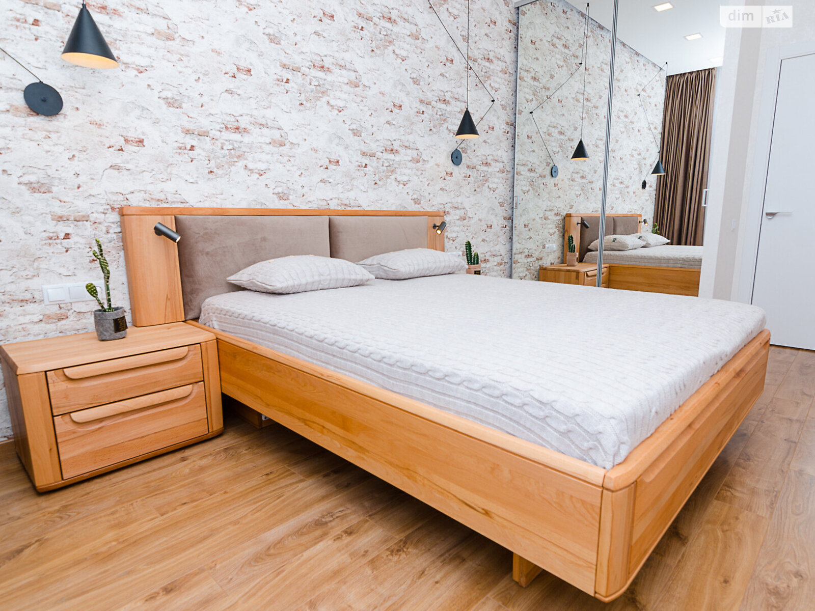 однокомнатная квартира в Киеве, район Печерский, на ул. Саперное Поле 14/55 в аренду на долгий срок помесячно фото 1