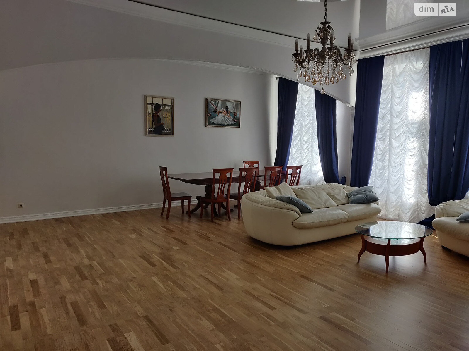 чотирикімнатна квартира в Києві, район Печерський, на вул. Шота Руставелі 12 в довготривалу оренду помісячно фото 1 чотирикімнатна квартира в Києві, район Печерський, на вул. Шота Руставелі 12 в довготривалу оренду помісячно фото 1