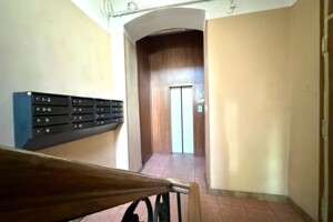 однокомнатная квартира в Киеве, район Печерский, на ул. Шота Руставели 36 в аренду на долгий срок помесячно фото 2