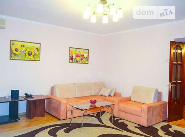 Долгосрочная аренда квартиры, 3 ком., Киев, р‑н. Печерский, ст.м. Печерская, Старонаводницкая улица, дом 6 Долгосрочная аренда квартиры, 3 ком., Киев, р‑н. Печерский, ст.м. Печерская, Старонаводницкая улица, дом 6