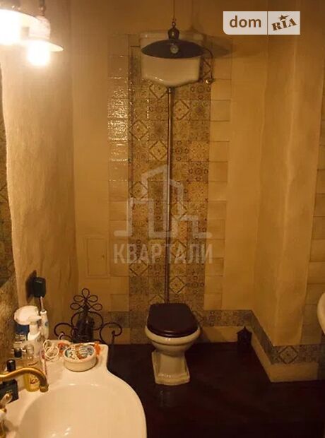 чотирикімнатна квартира з меблями в Києві, район Печерський, на вул. Звіринецька в довготривалу оренду помісячно фото 1 чотирикімнатна квартира з меблями в Києві, район Печерський, на вул. Звіринецька в довготривалу оренду помісячно фото 1
