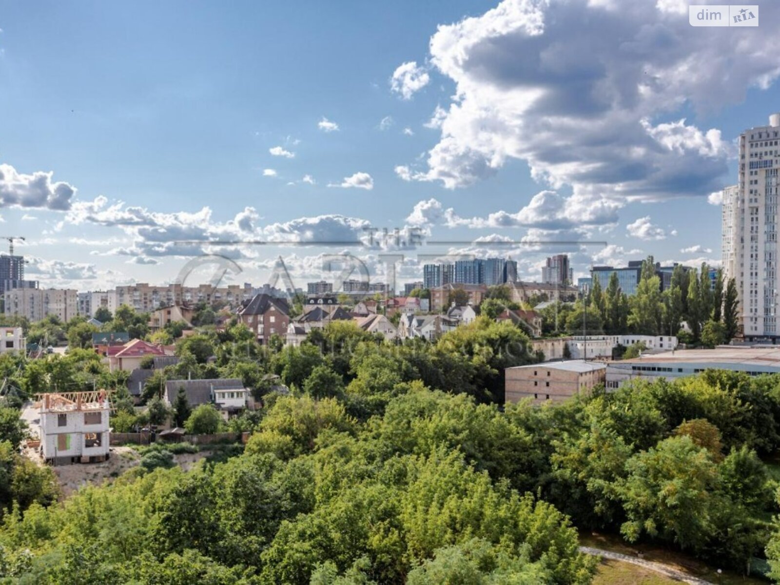 двокімнатна квартира з меблями в Києві, район Печерський, на вул. Професора Підвисоцького 4В в довготривалу оренду помісячно фото 1