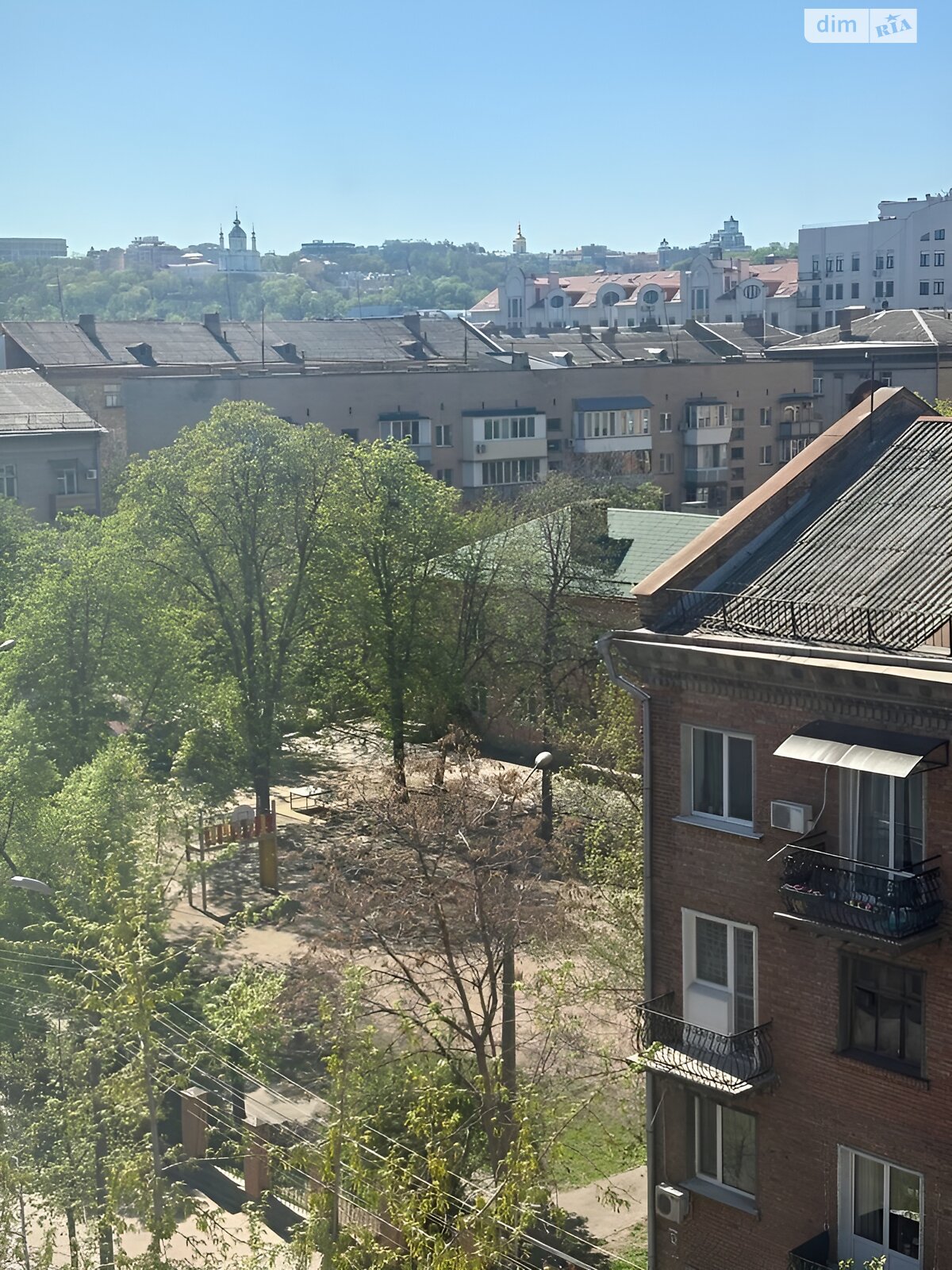 трикімнатна квартира в Києві, на вул. Почайнинська 62 в довготривалу оренду помісячно фото 1 трикімнатна квартира в Києві, на вул. Почайнинська 62 в довготривалу оренду помісячно фото 1