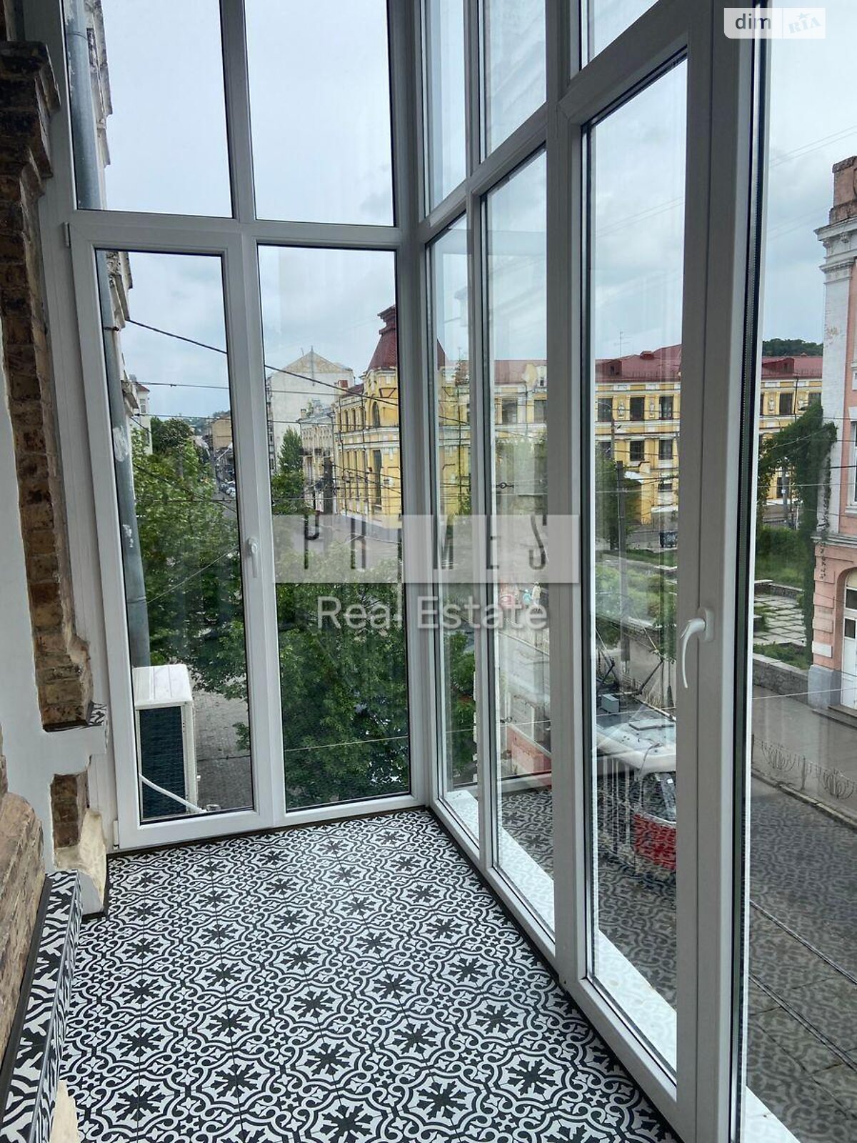 однокімнатна квартира в Києві, район Поділ, на вул. Костянтинівська 32 в довготривалу оренду помісячно фото 1 однокімнатна квартира в Києві, район Поділ, на вул. Костянтинівська 32 в довготривалу оренду помісячно фото 1