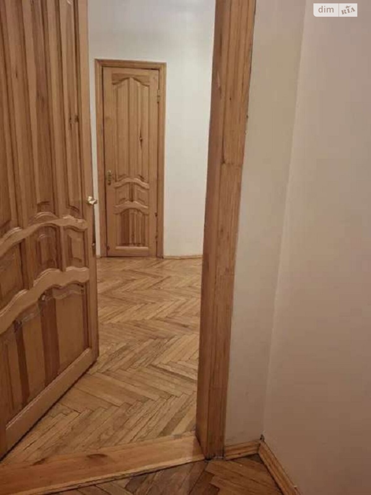 двухкомнатная квартира в Киеве, район Подол, на ул. Межигорская в аренду на долгий срок помесячно фото 1 двухкомнатная квартира в Киеве, район Подол, на ул. Межигорская в аренду на долгий срок помесячно фото 1