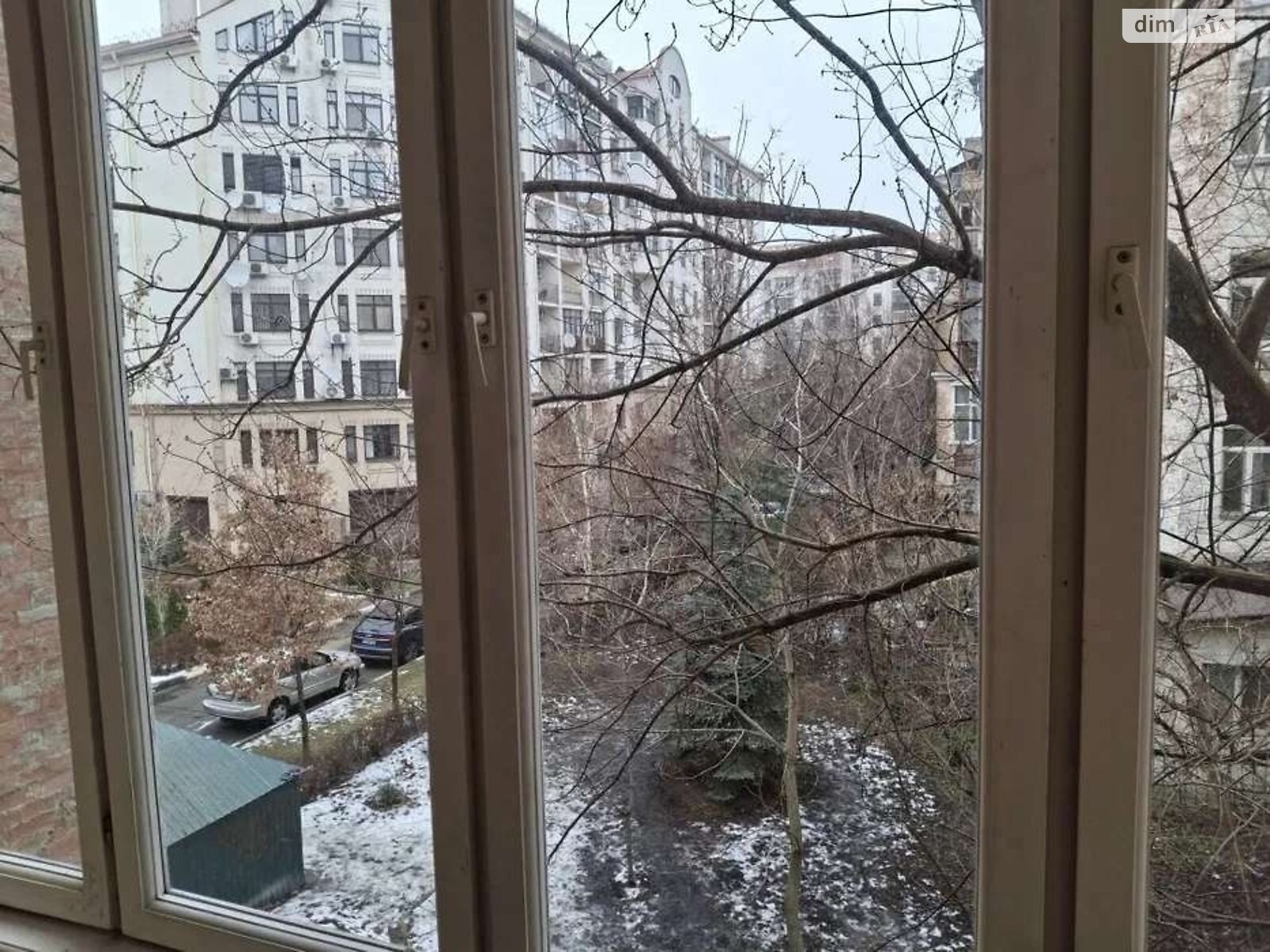 двухкомнатная квартира в Киеве, район Подол, на ул. Межигорская в аренду на долгий срок помесячно фото 1 двухкомнатная квартира в Киеве, район Подол, на ул. Межигорская в аренду на долгий срок помесячно фото 1