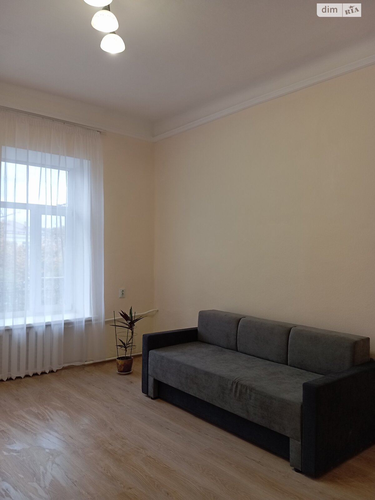 двухкомнатная квартира в Киеве, район Подол, на ул. Нижний Вал 37/20 в аренду на долгий срок помесячно фото 1 двухкомнатная квартира в Киеве, район Подол, на ул. Нижний Вал 37/20 в аренду на долгий срок помесячно фото 1