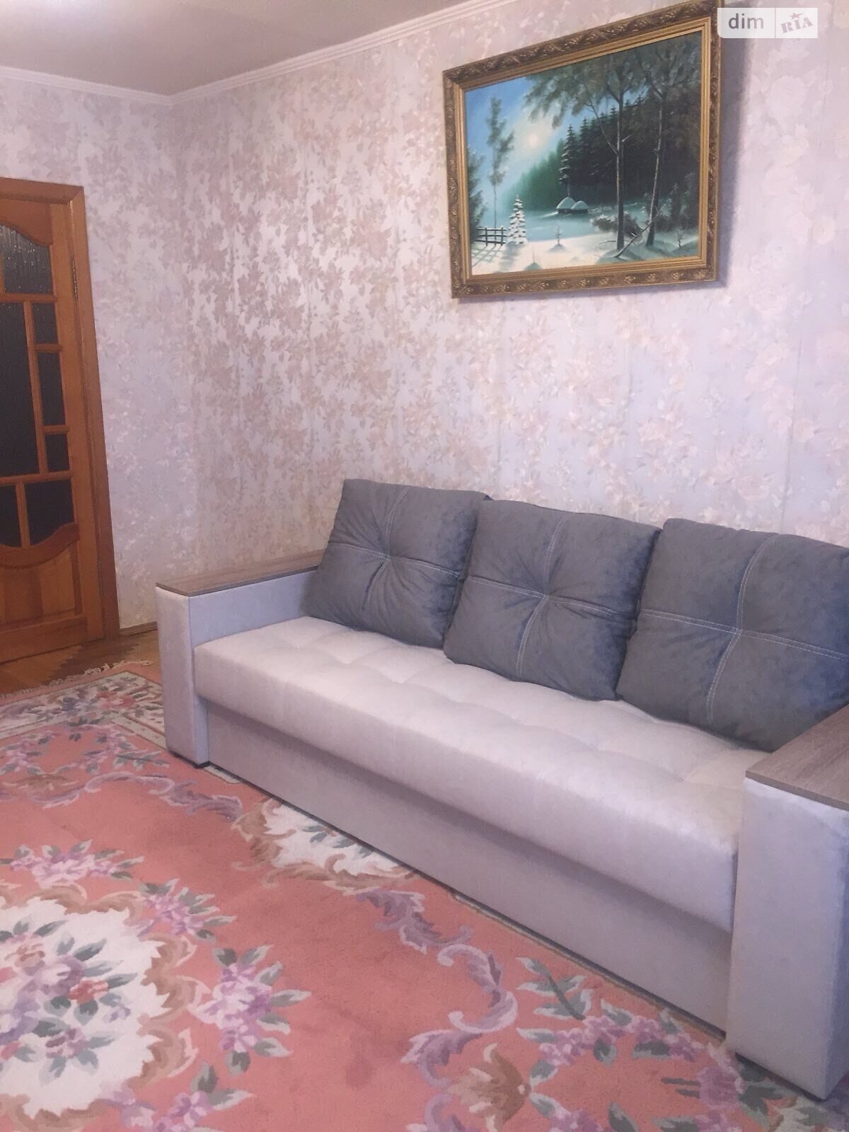 чотирикімнатна квартира з меблями в Києві, район Поділ, на вул. Оболонська 47 в довготривалу оренду помісячно фото 1 чотирикімнатна квартира з меблями в Києві, район Поділ, на вул. Оболонська 47 в довготривалу оренду помісячно фото 1
