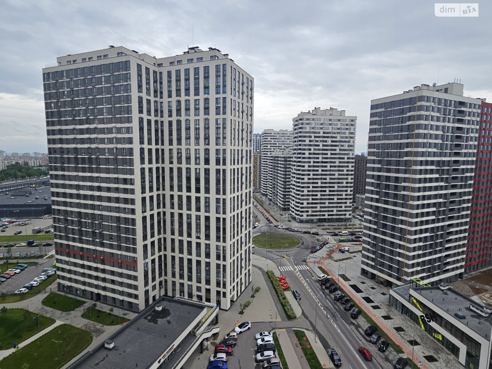 однокомнатная квартира в Киеве, район Подольский, на ул. Александра Олеся 10 в аренду на долгий срок помесячно фото 1 однокомнатная квартира в Киеве, район Подольский, на ул. Александра Олеся 10 в аренду на долгий срок помесячно фото 1