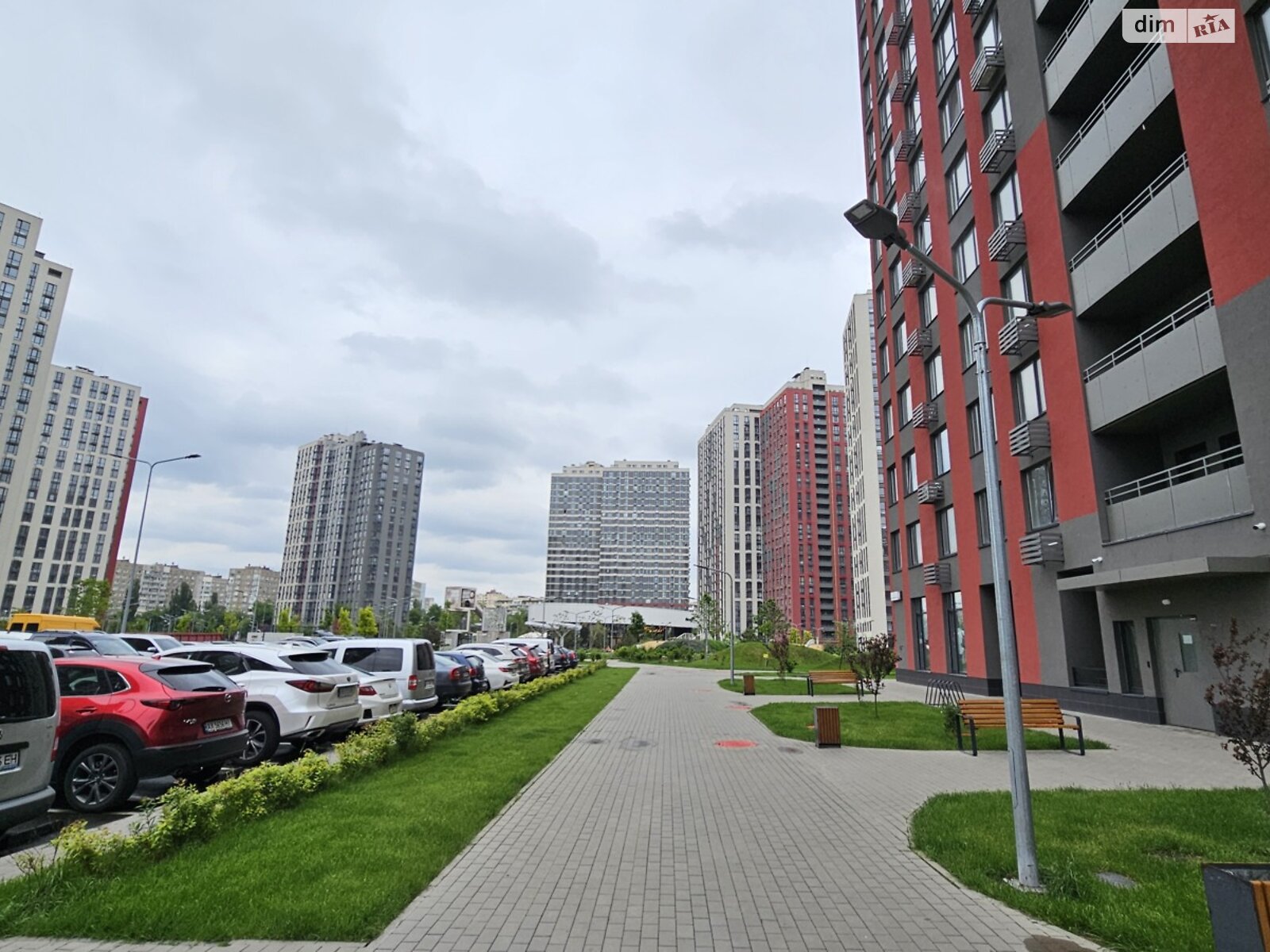 однокомнатная квартира в Киеве, район Подольский, на ул. Александра Олеся 10 в аренду на долгий срок помесячно фото 1 однокомнатная квартира в Киеве, район Подольский, на ул. Александра Олеся 10 в аренду на долгий срок помесячно фото 1