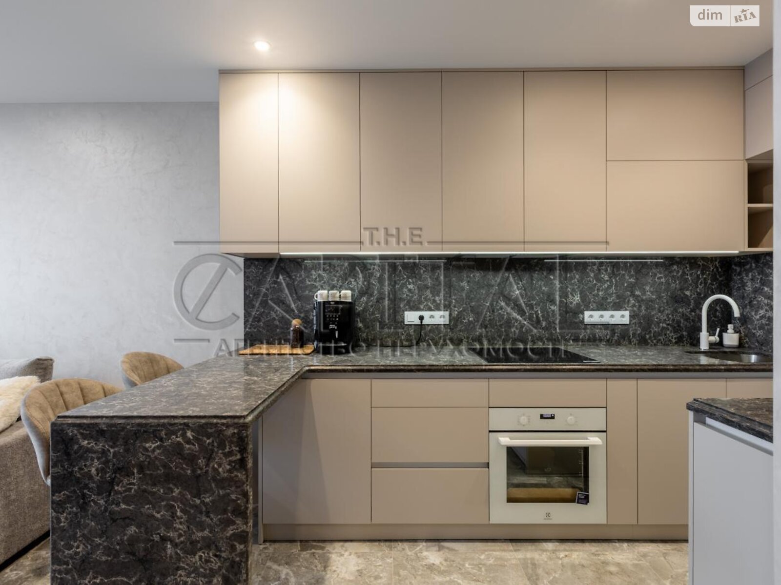 однокомнатная квартира в Киеве, район Подольский, на ул. Ивана Выговского 44 в аренду на долгий срок помесячно фото 1