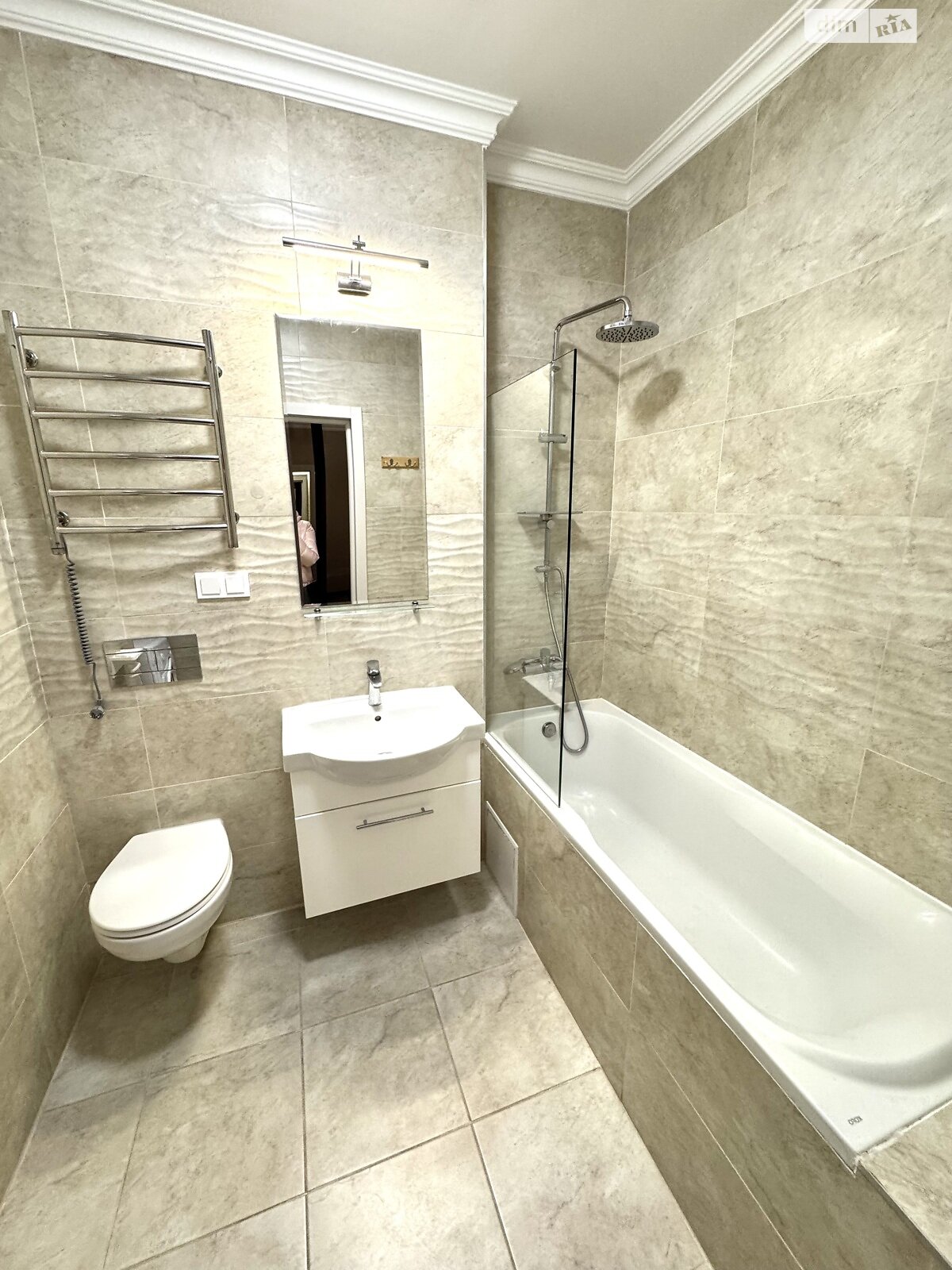 однокомнатная квартира в Киеве, район Подольский, на ул. Ивана Выговского 12К, кв. 132 в аренду на долгий срок помесячно фото 1