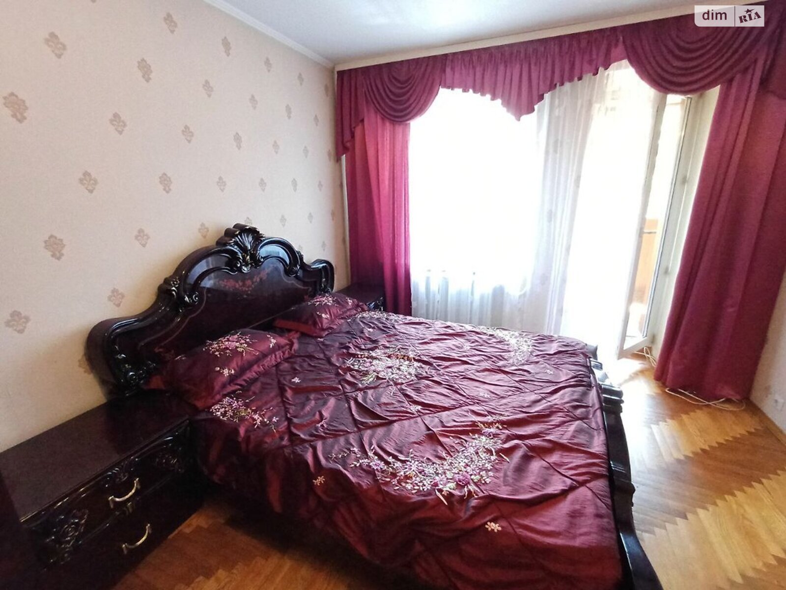 чотирикімнатна квартира в Києві, район Подільський, на вул. Оболонська 47 в довготривалу оренду помісячно фото 1 чотирикімнатна квартира в Києві, район Подільський, на вул. Оболонська 47 в довготривалу оренду помісячно фото 1