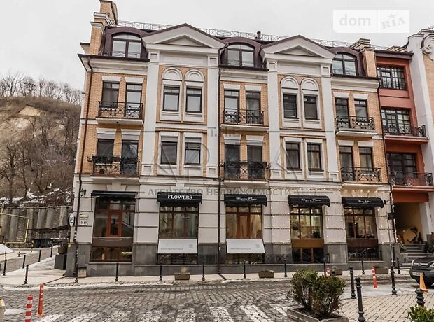 шестикомнатная квартира с мебелью в Киеве, район Подольский, на ул. Воздвиженская в аренду на долгий срок помесячно фото 1 шестикомнатная квартира с мебелью в Киеве, район Подольский, на ул. Воздвиженская в аренду на долгий срок помесячно фото 1
