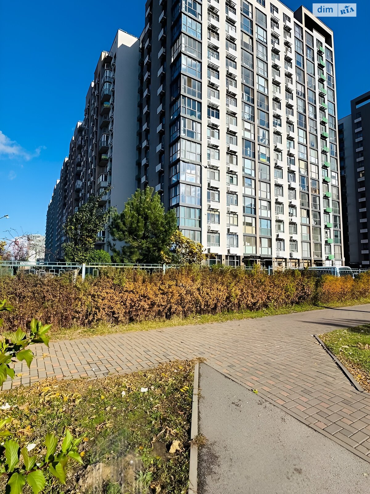 трехкомнатная квартира в Киеве, район Подольский, на ул. Тираспольская 60 в аренду на долгий срок помесячно фото 1 трехкомнатная квартира в Киеве, район Подольский, на ул. Тираспольская 60 в аренду на долгий срок помесячно фото 1