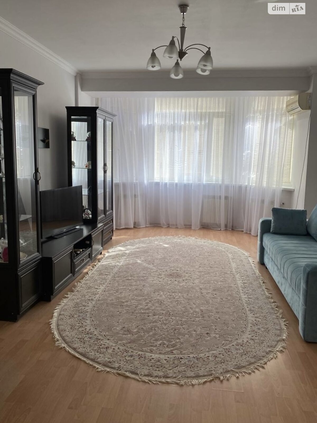 двокімнатна квартира в Києві, район Подільський, на вул. Введенська 29/58 в довготривалу оренду помісячно фото 1 двокімнатна квартира в Києві, район Подільський, на вул. Введенська 29/58 в довготривалу оренду помісячно фото 1