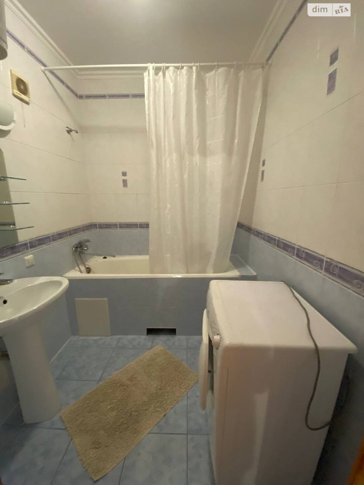 двокімнатна квартира в Києві, район Подільський, на вул. Введенська 29/58 в довготривалу оренду помісячно фото 1 двокімнатна квартира в Києві, район Подільський, на вул. Введенська 29/58 в довготривалу оренду помісячно фото 1