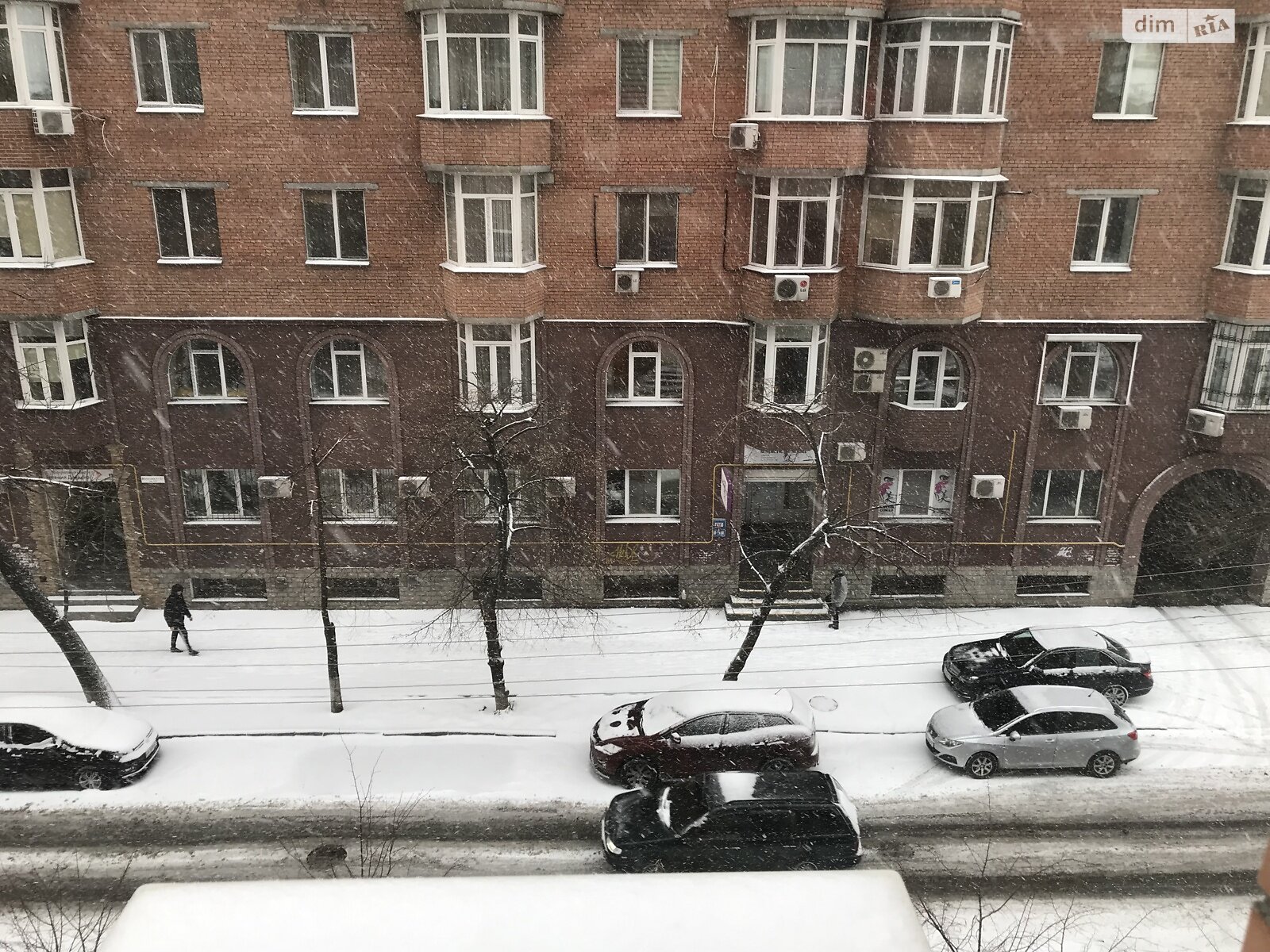 двокімнатна квартира в Києві, район Подільський, на вул. Введенська 29/58 в довготривалу оренду помісячно фото 1 двокімнатна квартира в Києві, район Подільський, на вул. Введенська 29/58 в довготривалу оренду помісячно фото 1