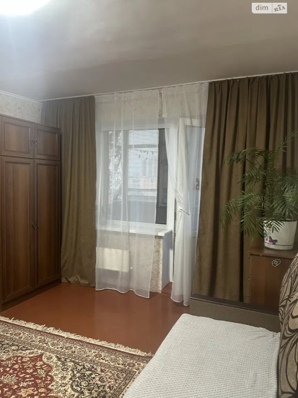 однокімнатна квартира в Києві, на вул. Полярна 8Д в довготривалу оренду помісячно фото 1