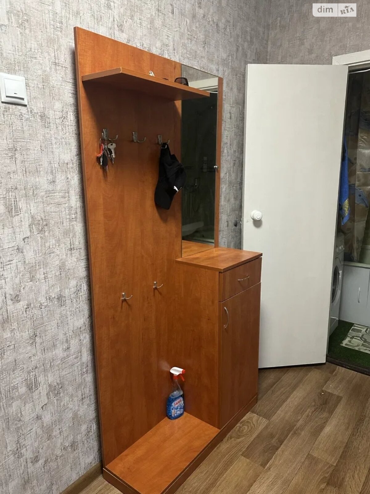 однокімнатна квартира в Києві, на вул. Полярна 8Д в довготривалу оренду помісячно фото 1