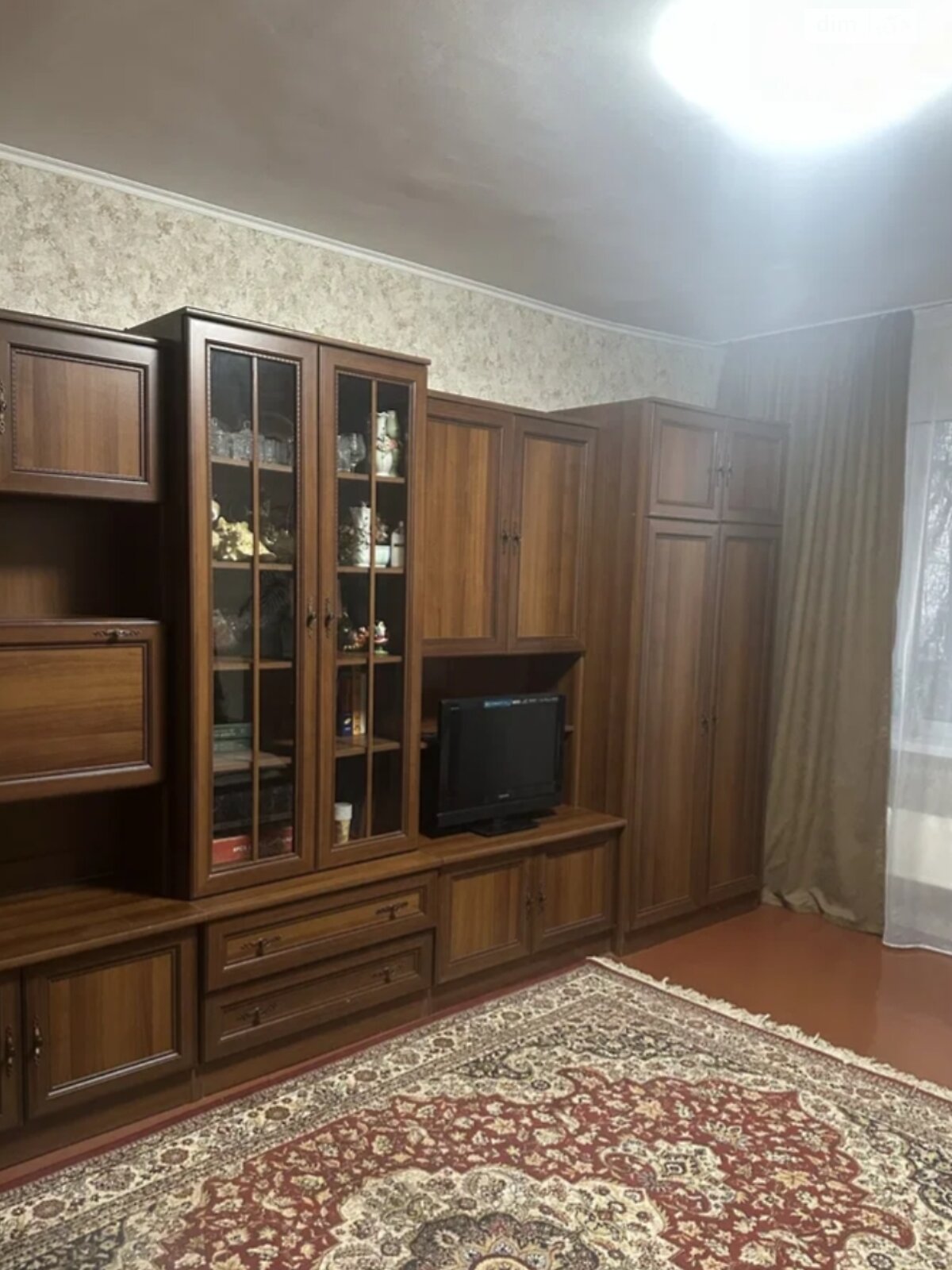 однокімнатна квартира в Києві, на вул. Полярна 8Д в довготривалу оренду помісячно фото 1