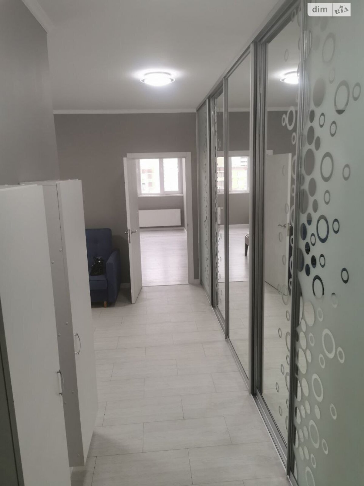 однокомнатная квартира с ремонтом в Киеве, район Позняки, на ул. Анны Ахматовой 22 в аренду на долгий срок помесячно фото 1 однокомнатная квартира с ремонтом в Киеве, район Позняки, на ул. Анны Ахматовой 22 в аренду на долгий срок помесячно фото 1