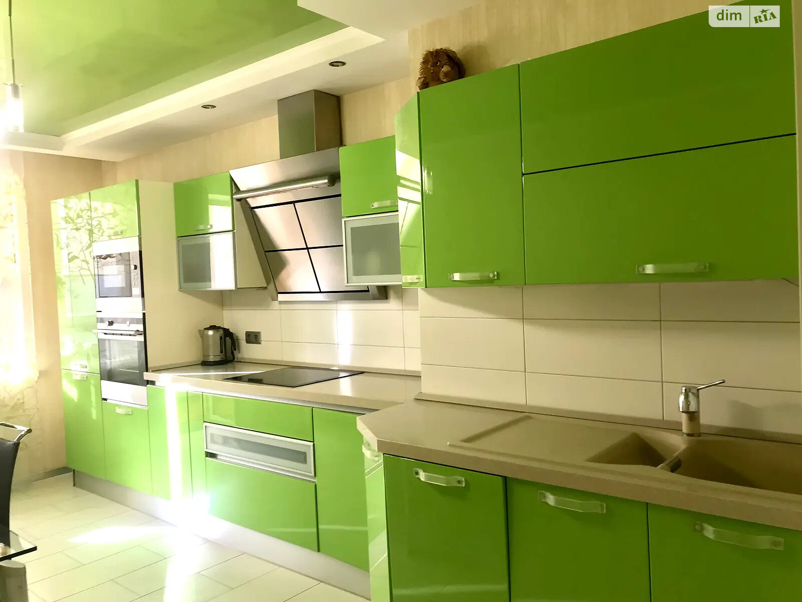 двухкомнатная квартира в Киеве, район Позняки, на ул. Анны Ахматовой 35А в аренду на долгий срок помесячно фото 1