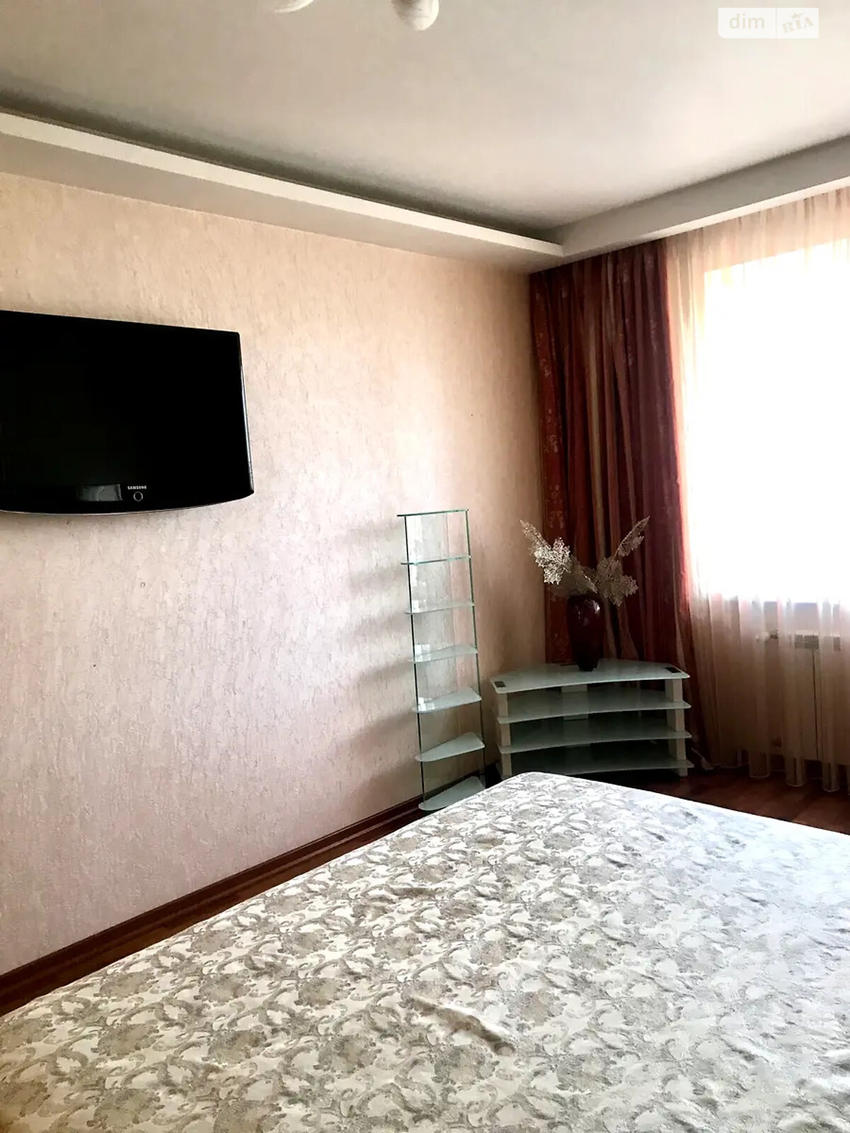 двухкомнатная квартира в Киеве, район Позняки, на ул. Анны Ахматовой 35А в аренду на долгий срок помесячно фото 1