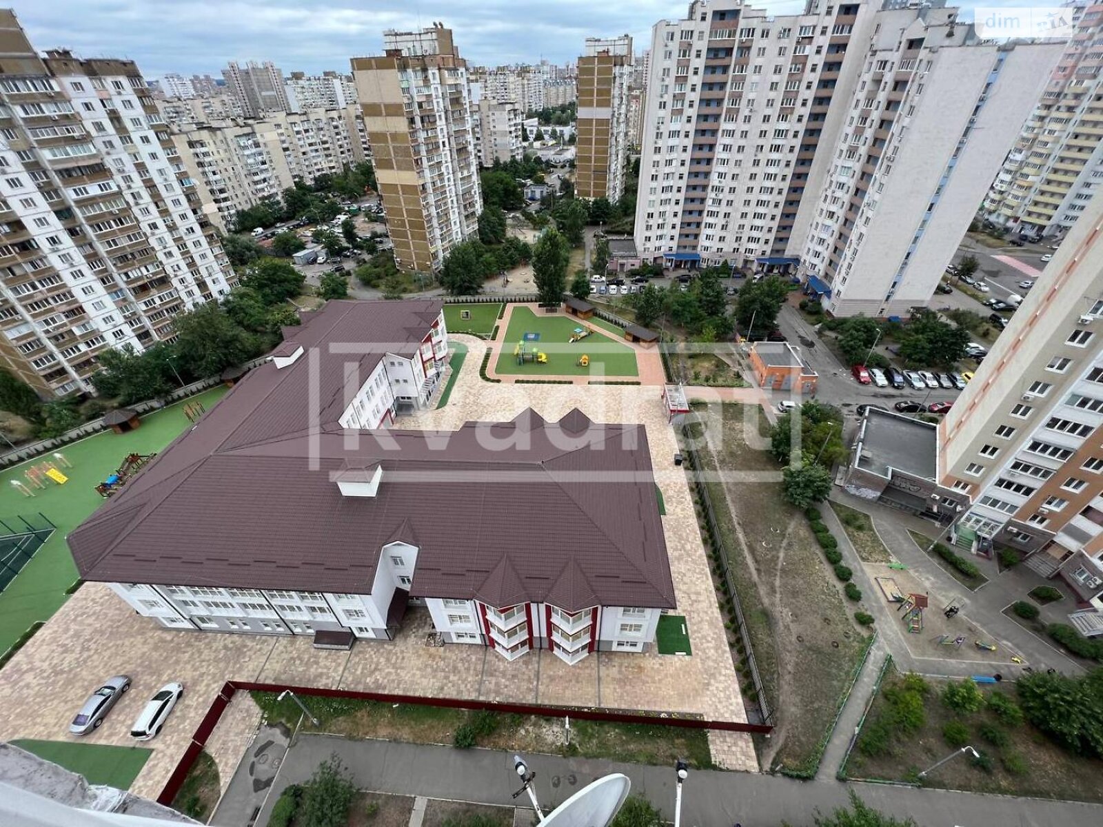 однокімнатна квартира в Києві, район Дарницький, на вул. Драгоманова 1Г в довготривалу оренду помісячно фото 1 однокімнатна квартира в Києві, район Дарницький, на вул. Драгоманова 1Г в довготривалу оренду помісячно фото 1