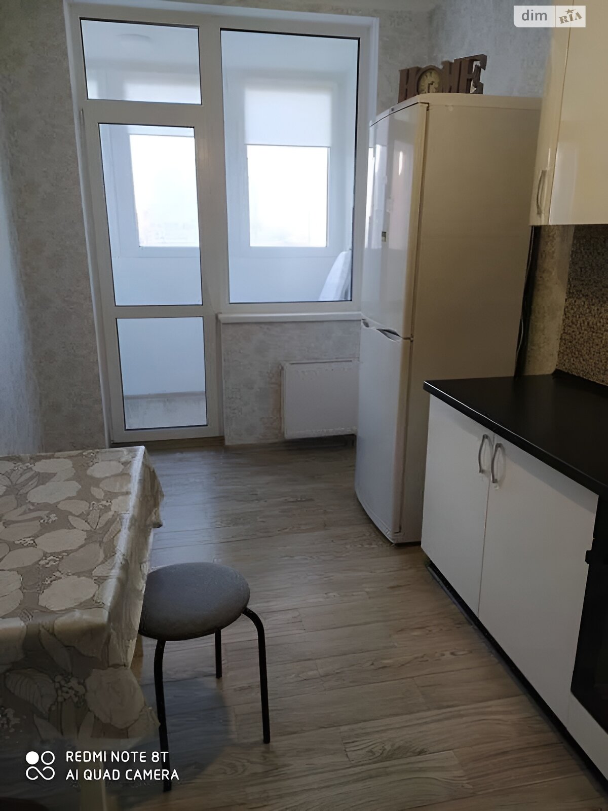 однокімнатна квартира в Києві, район Позняки, на вул. Драгоманова 2Б в довготривалу оренду помісячно фото 1 однокімнатна квартира в Києві, район Позняки, на вул. Драгоманова 2Б в довготривалу оренду помісячно фото 1