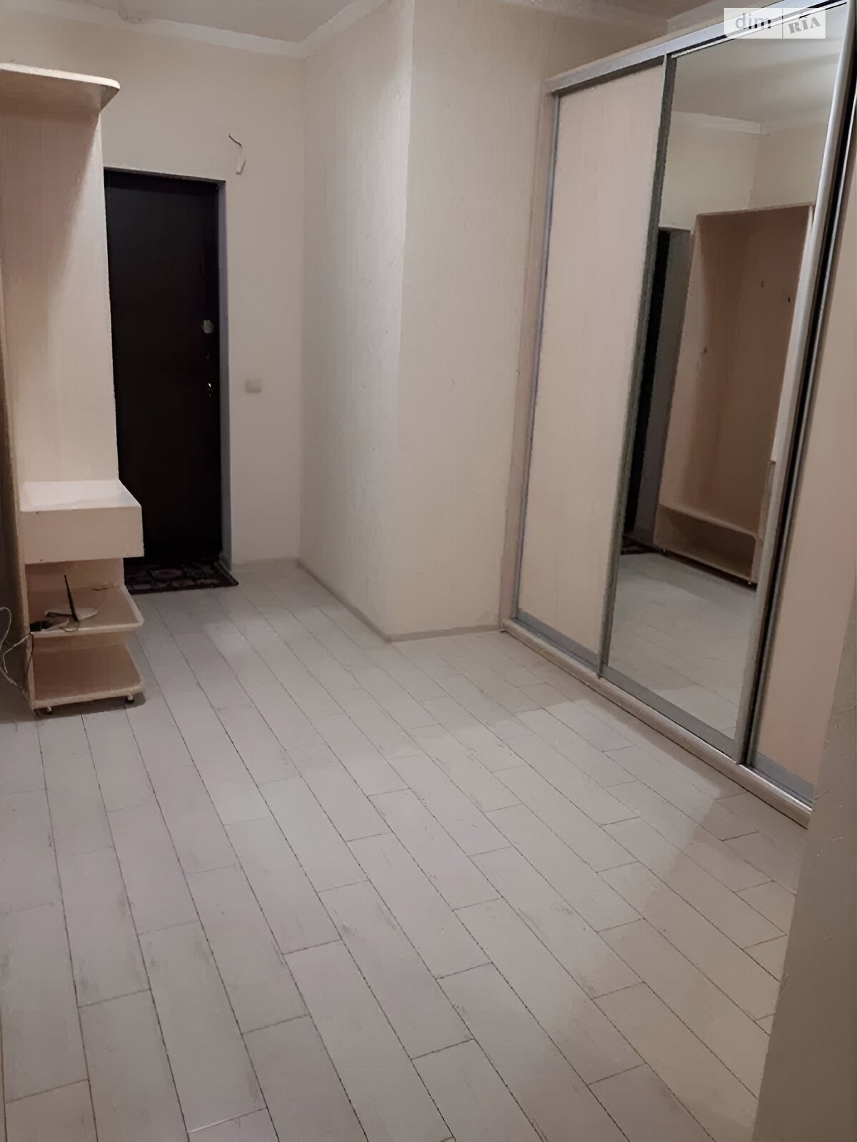 однокімнатна квартира в Києві, район Позняки, на вул. Драгоманова 40Е в довготривалу оренду помісячно фото 1 однокімнатна квартира в Києві, район Позняки, на вул. Драгоманова 40Е в довготривалу оренду помісячно фото 1
