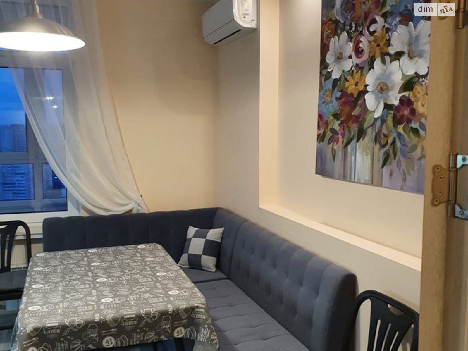 однокімнатна квартира в Києві, район Позняки, на вул. Драгоманова 10 в довготривалу оренду помісячно фото 1 однокімнатна квартира в Києві, район Позняки, на вул. Драгоманова 10 в довготривалу оренду помісячно фото 1