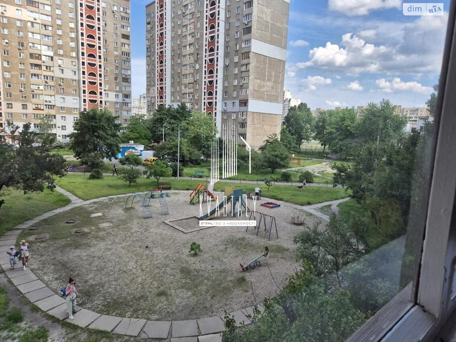 двухкомнатная квартира в Киеве, район Позняки, на ул. Драгоманова 6А в аренду на долгий срок помесячно фото 1 двухкомнатная квартира в Киеве, район Позняки, на ул. Драгоманова 6А в аренду на долгий срок помесячно фото 1
