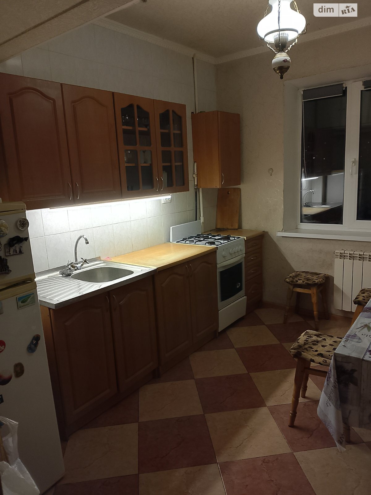 трехкомнатная квартира в Киеве, район Позняки, на ул. Драгоманова 9 в аренду на долгий срок помесячно фото 1