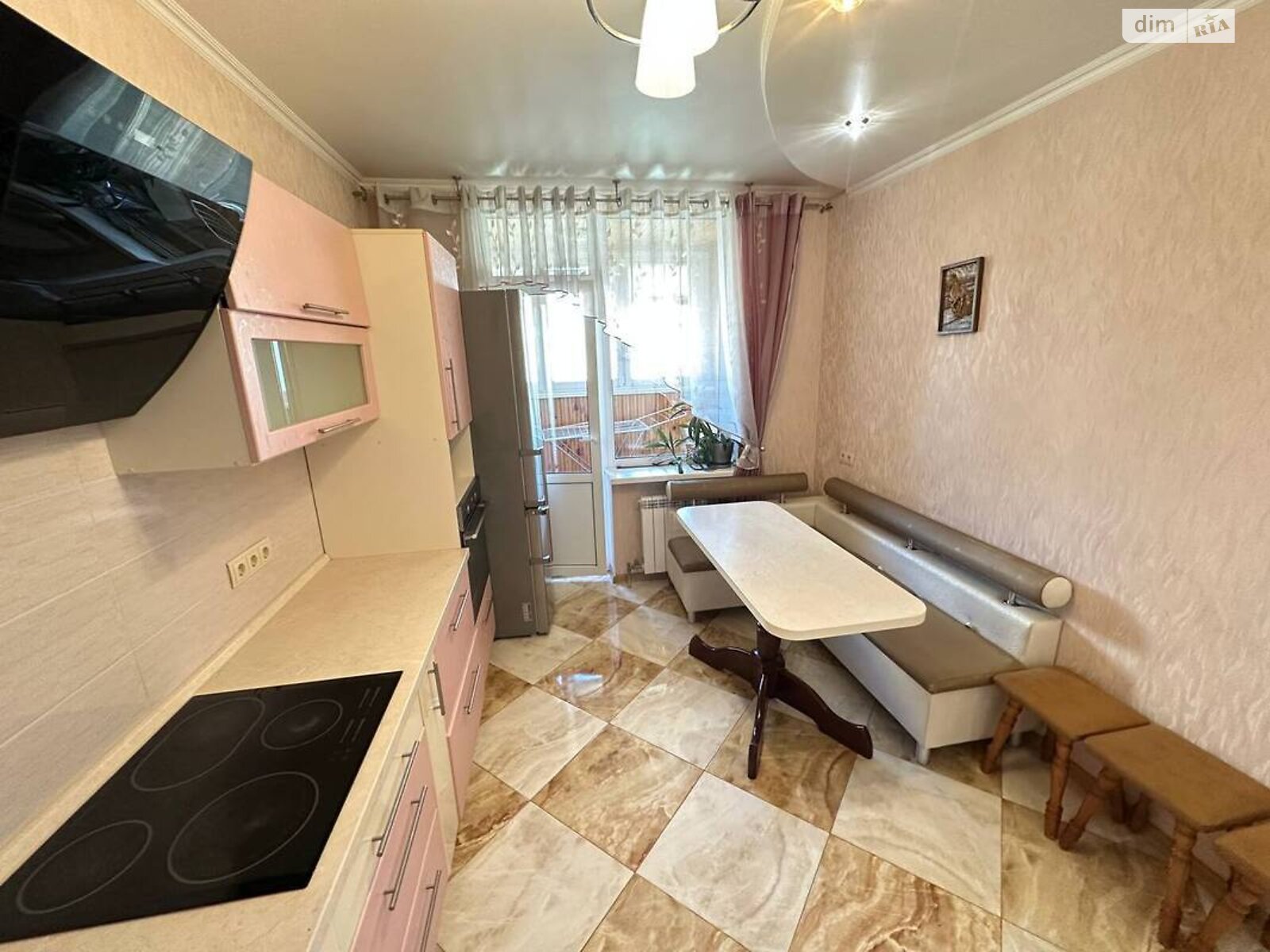 двокімнатна квартира в Києві, район Позняки, на вул. Олени Пчілки 6 в довготривалу оренду помісячно фото 1 двокімнатна квартира в Києві, район Позняки, на вул. Олени Пчілки 6 в довготривалу оренду помісячно фото 1