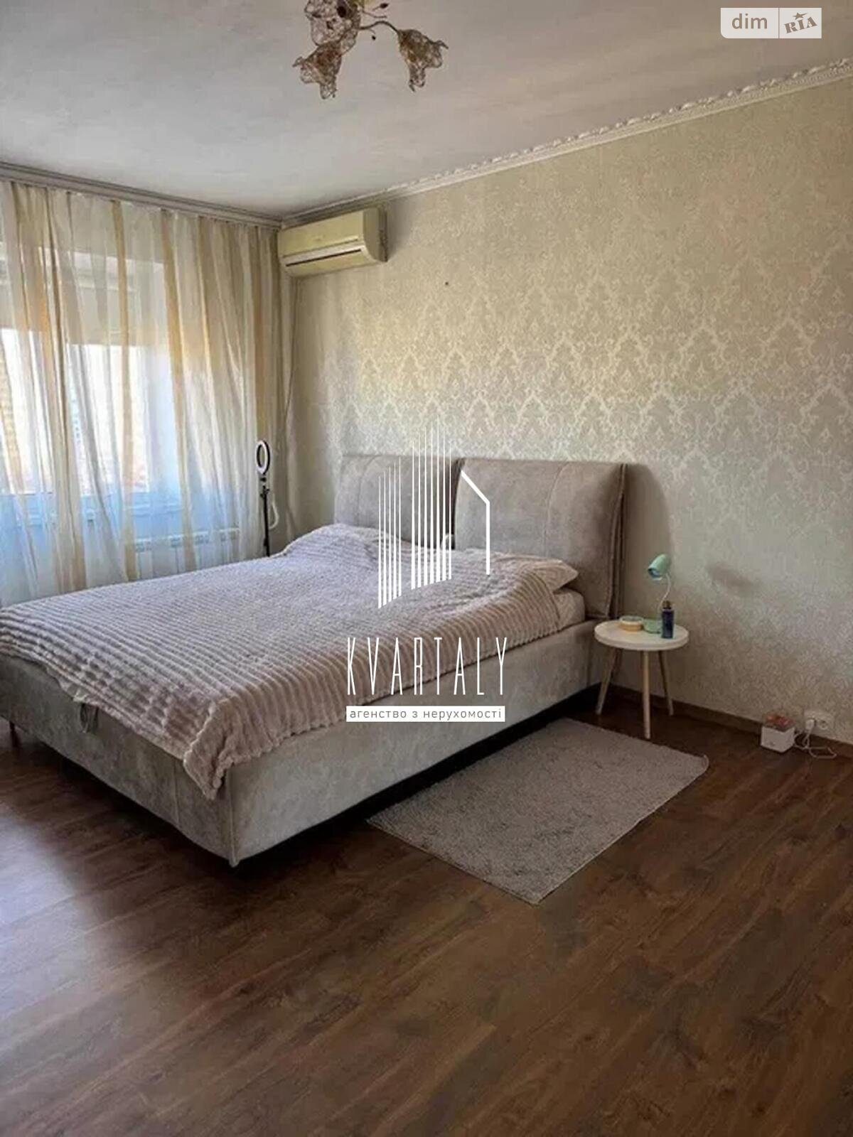 однокімнатна квартира в Києві, район Позняки, на вул. Княжий Затон 17Б в довготривалу оренду помісячно фото 1 однокімнатна квартира в Києві, район Позняки, на вул. Княжий Затон 17Б в довготривалу оренду помісячно фото 1