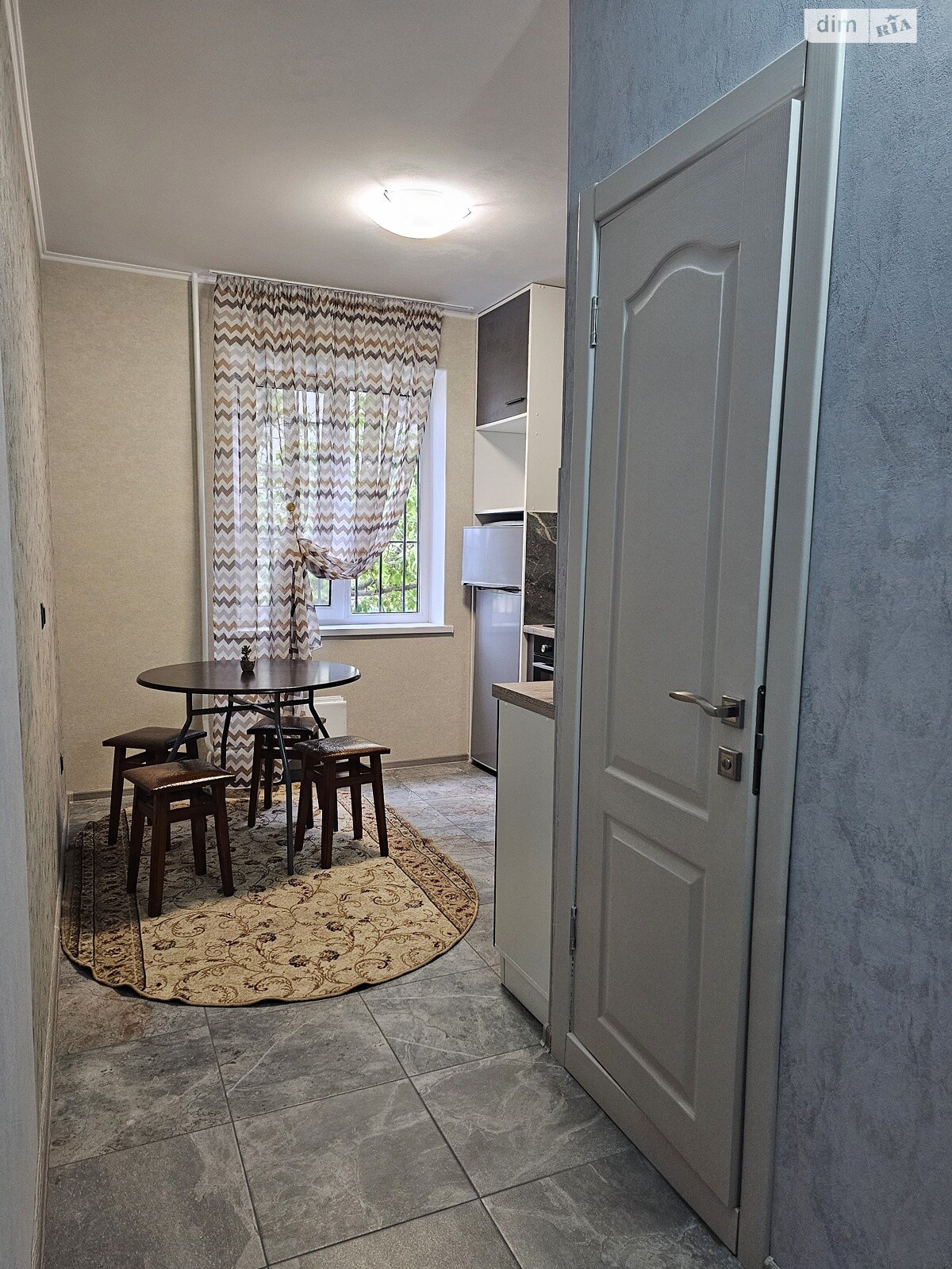 двокімнатна квартира в Києві, район Позняки, на вул. Княжий Затон 13 в довготривалу оренду помісячно фото 1 двокімнатна квартира в Києві, район Позняки, на вул. Княжий Затон 13 в довготривалу оренду помісячно фото 1