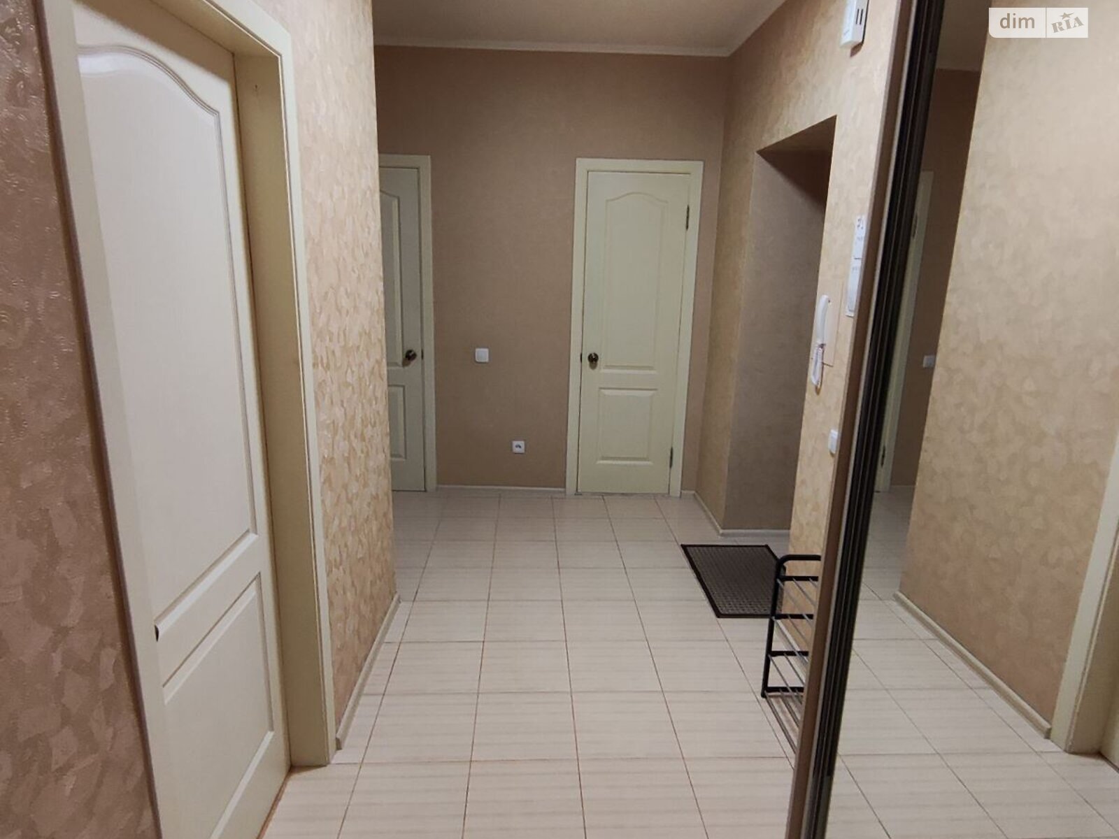 двухкомнатная квартира в Киеве, район Позняки, на просп. Петра Григоренко 26А в аренду на долгий срок помесячно фото 1 двухкомнатная квартира в Киеве, район Позняки, на просп. Петра Григоренко 26А в аренду на долгий срок помесячно фото 1