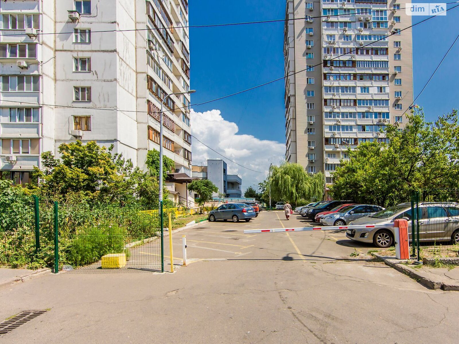 однокомнатная квартира с мебелью в Киеве, район Позняки, на ул. Ревуцкого 42 в аренду на долгий срок помесячно фото 1 однокомнатная квартира с мебелью в Киеве, район Позняки, на ул. Ревуцкого 42 в аренду на долгий срок помесячно фото 1