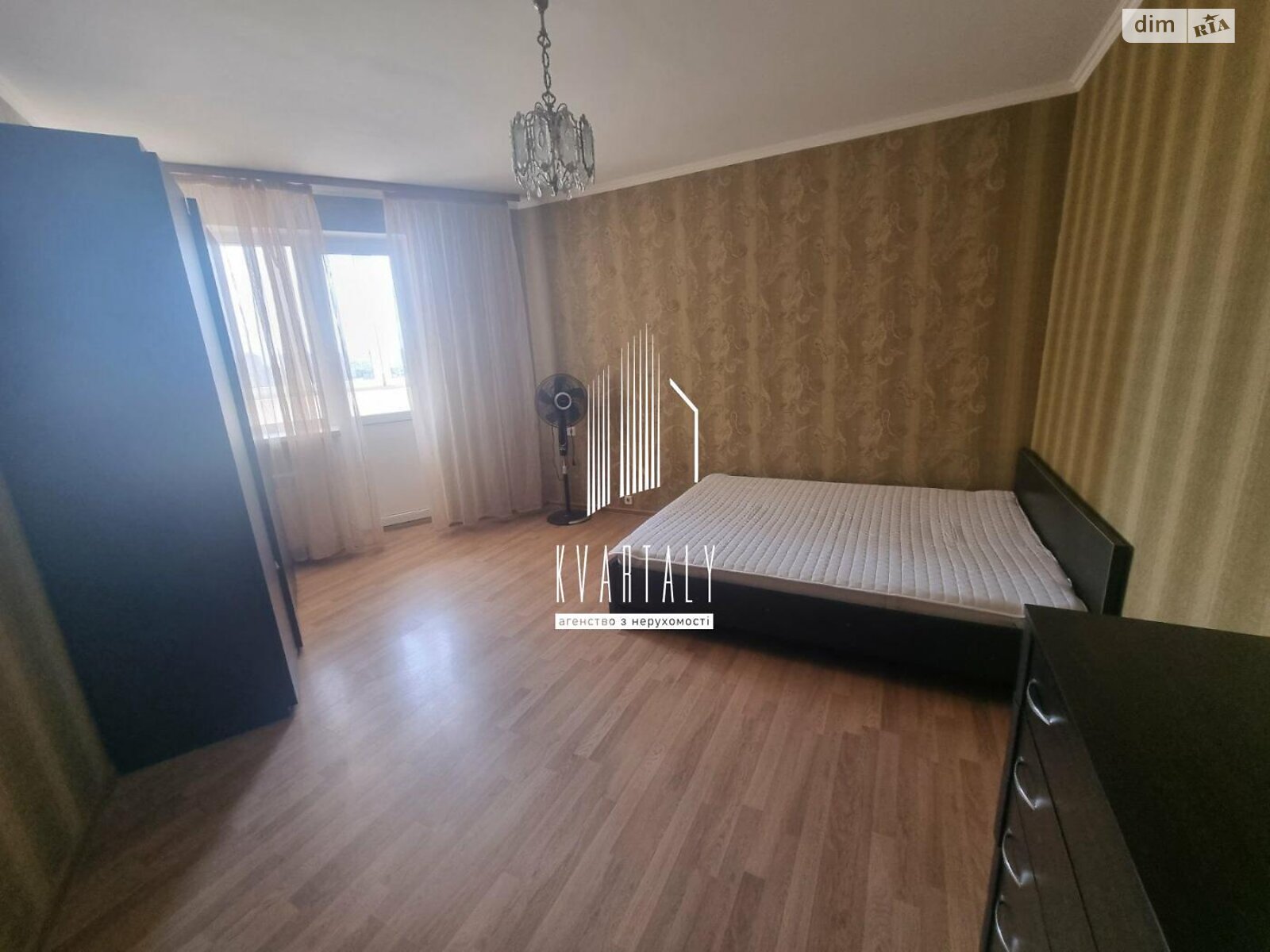 двокімнатна квартира в Києві, район Позняки, на вул. Срібнокільська 1 в довготривалу оренду помісячно фото 1 двокімнатна квартира в Києві, район Позняки, на вул. Срібнокільська 1 в довготривалу оренду помісячно фото 1