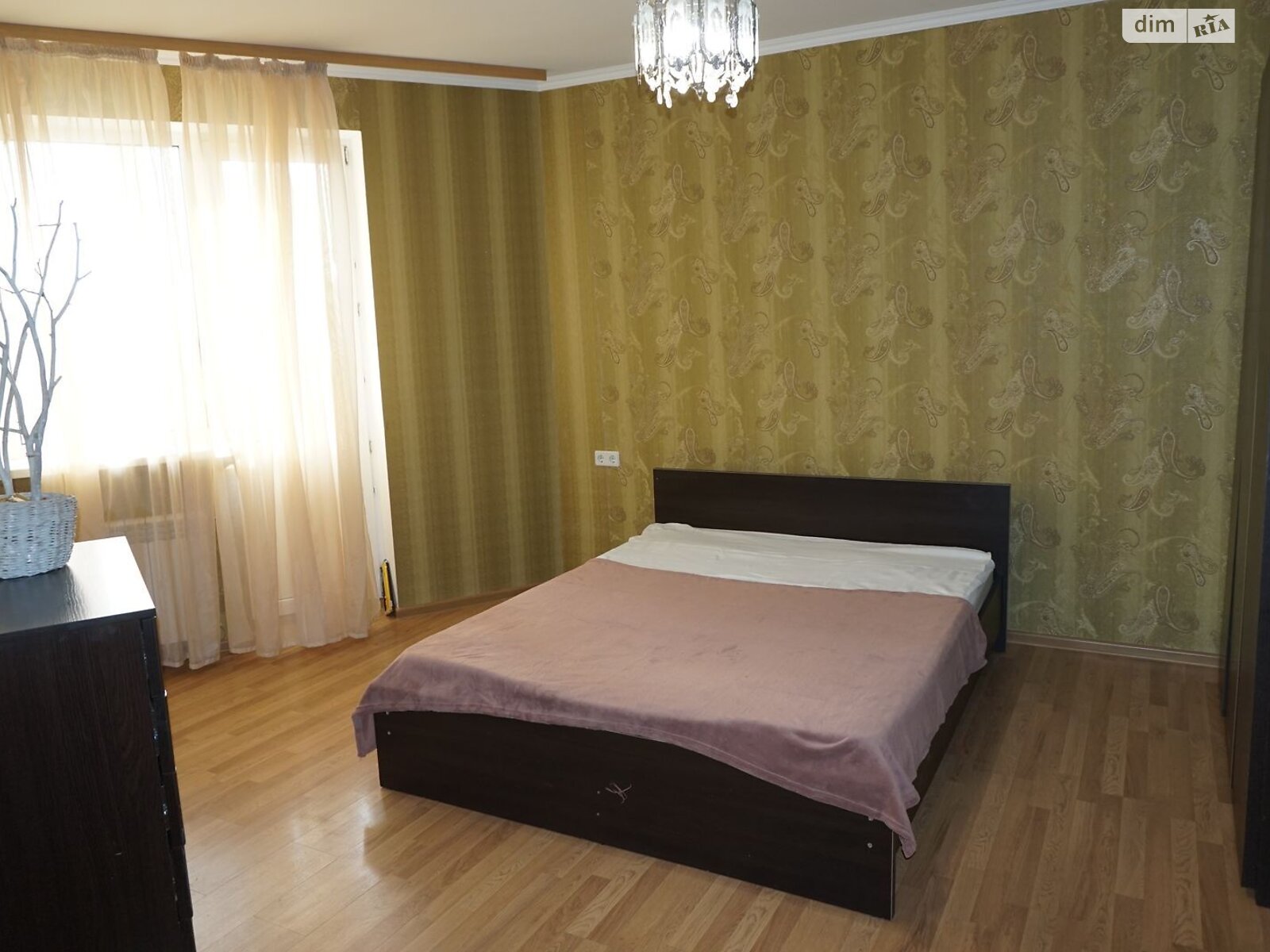 двокімнатна квартира в Києві, район Позняки, на вул. Срібнокільська 1 в довготривалу оренду помісячно фото 1 двокімнатна квартира в Києві, район Позняки, на вул. Срібнокільська 1 в довготривалу оренду помісячно фото 1
