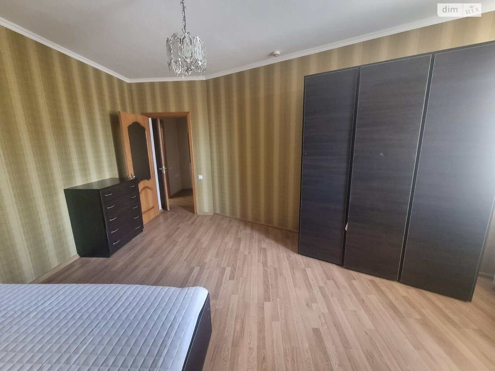 двокімнатна квартира в Києві, район Позняки, на вул. Срібнокільська 1 в довготривалу оренду помісячно фото 1 двокімнатна квартира в Києві, район Позняки, на вул. Срібнокільська 1 в довготривалу оренду помісячно фото 1