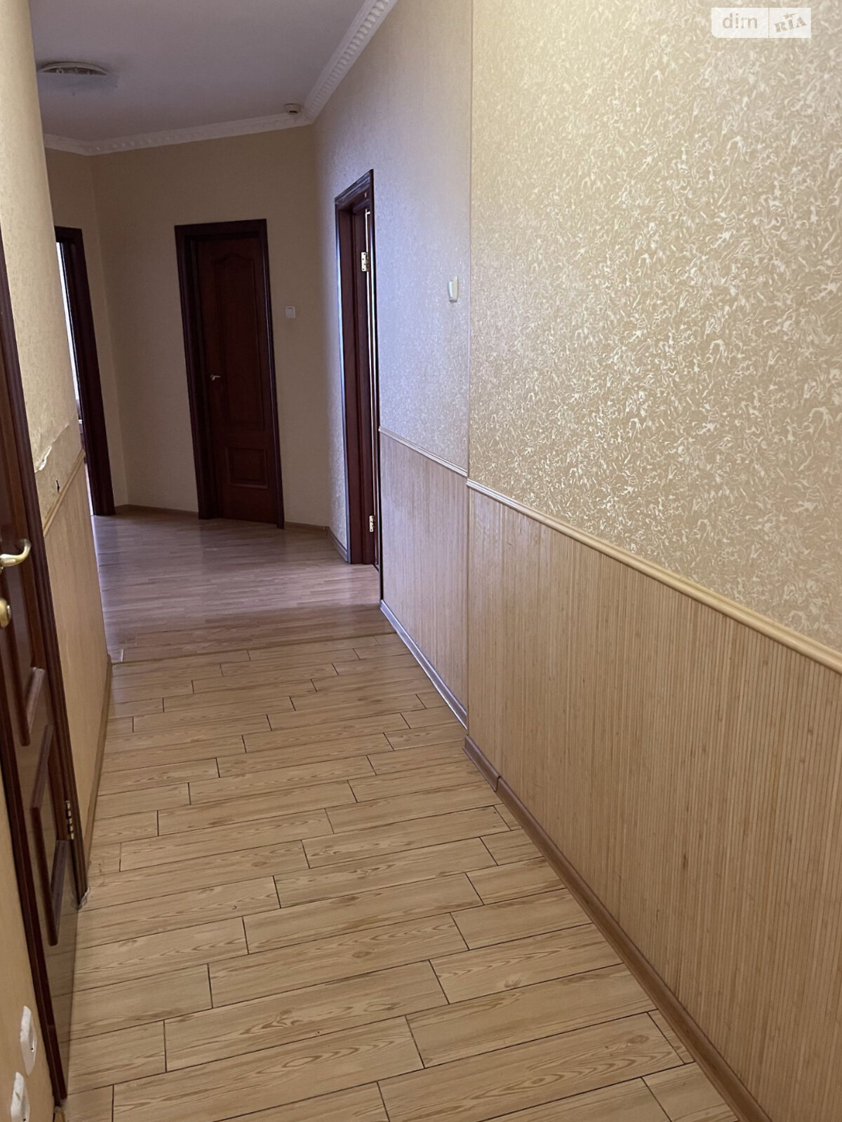 четырехкомнатная квартира в Киеве, район Позняки, на ул. Срибнокильская 1 в аренду на долгий срок помесячно фото 1 четырехкомнатная квартира в Киеве, район Позняки, на ул. Срибнокильская 1 в аренду на долгий срок помесячно фото 1