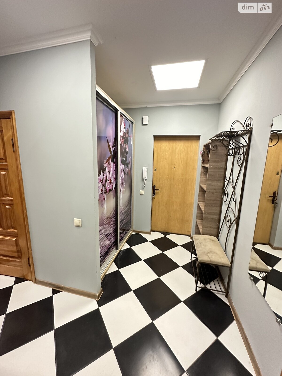 двухкомнатная квартира в Киеве, район Позняки, на ул. Степана Олейника 17 в аренду на долгий срок помесячно фото 1 двухкомнатная квартира в Киеве, район Позняки, на ул. Степана Олейника 17 в аренду на долгий срок помесячно фото 1