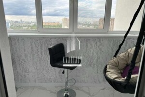 трехкомнатная квартира с ремонтом в Киеве, район Позняки, на ул. Урловская 38А в аренду на долгий срок помесячно фото 2