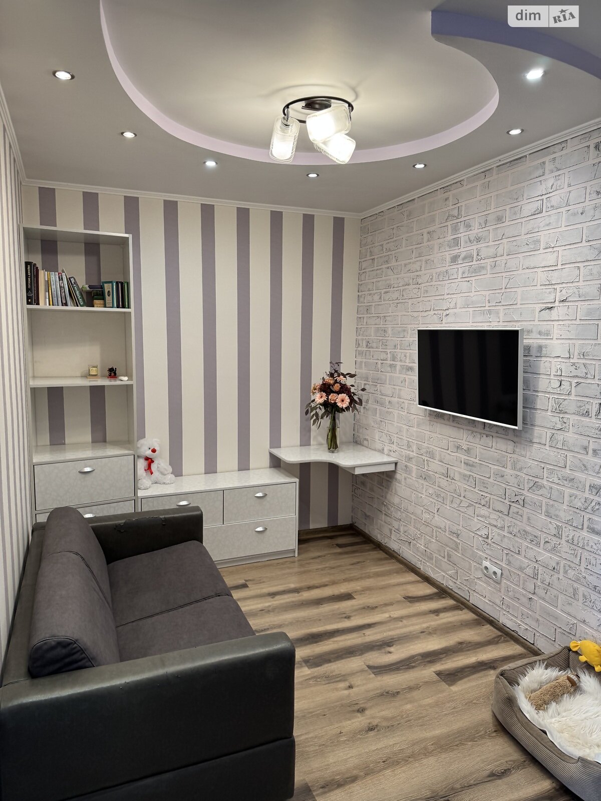 однокомнатная квартира в Киеве, район Позняки, на ул. Урловская 23А в аренду на долгий срок помесячно фото 1