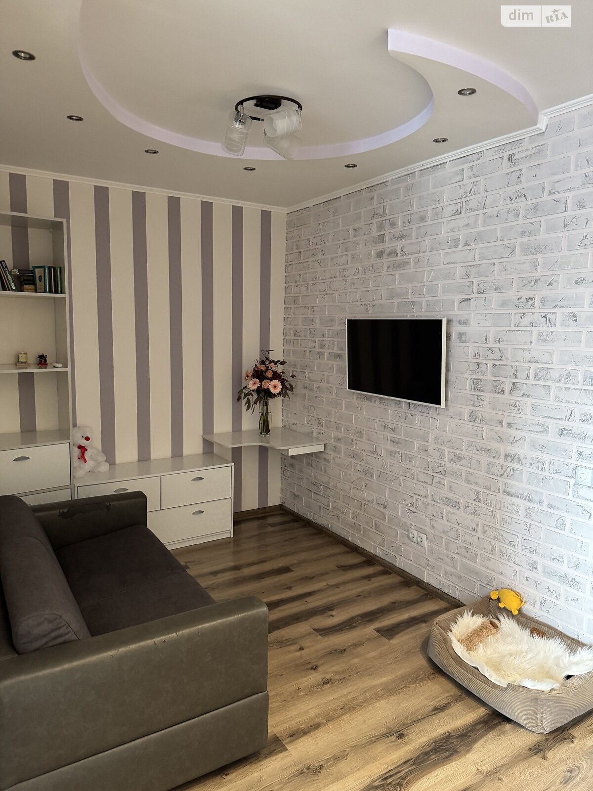 однокомнатная квартира в Киеве, район Позняки, на ул. Урловская 23А в аренду на долгий срок помесячно фото 1