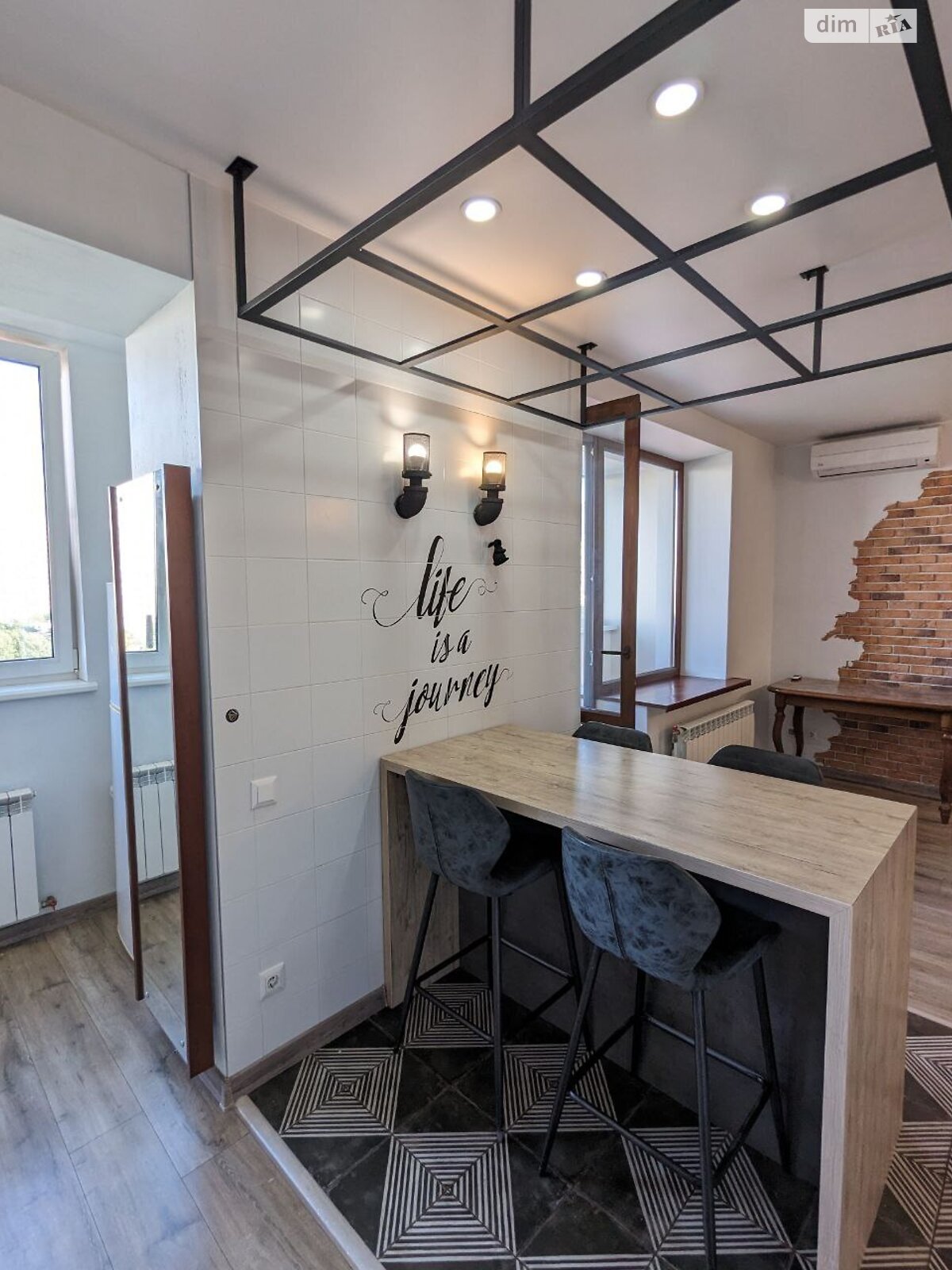 однокомнатная квартира в Киеве, район Дарницкий, на ул. Урловская 10А в аренду на долгий срок помесячно фото 1